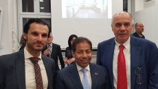 Prof. dr Nebojša Popović, Njegova ekselencija Ambasador Katara Mubarak bin Fahad Al Tani, dr Omar Al Sayrafi